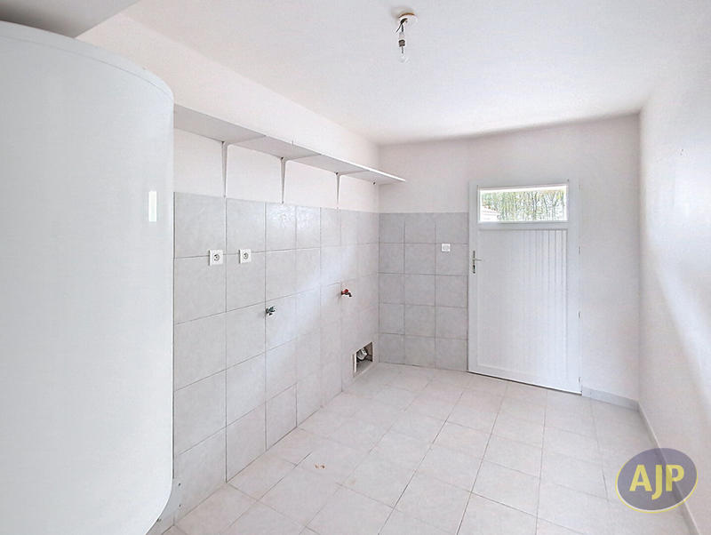 Maison - 81 m² - 5 pièces