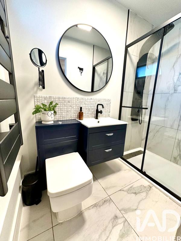 Châlet - 339 m² - 13 pièces