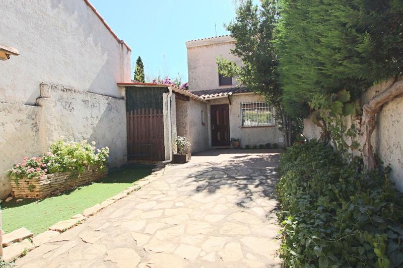 Maison - 184 m² - 5 pièces