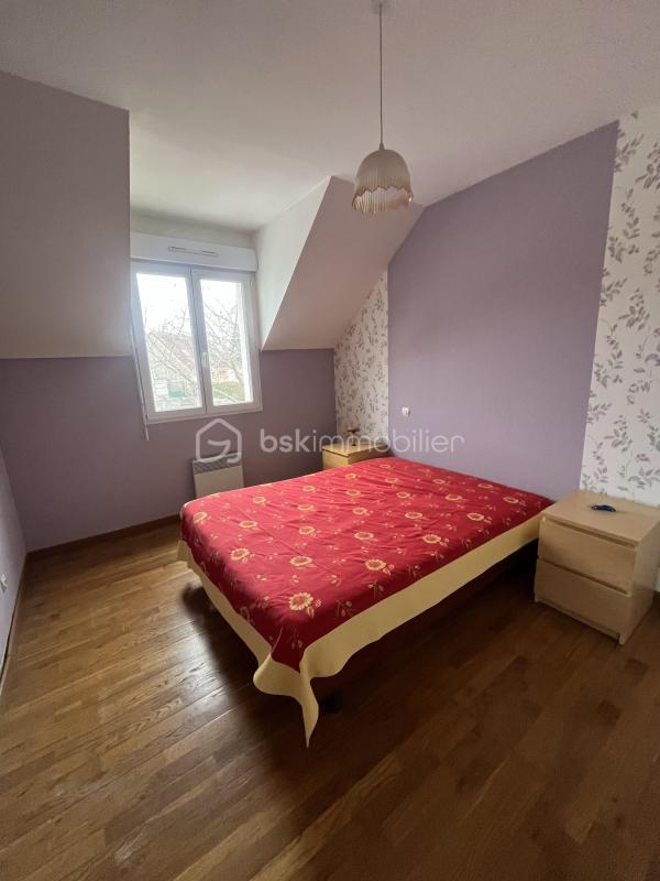 Maison - 92 m² - 5 pièces