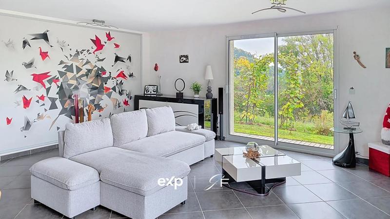 Maison - 94 m² - 4 pièces