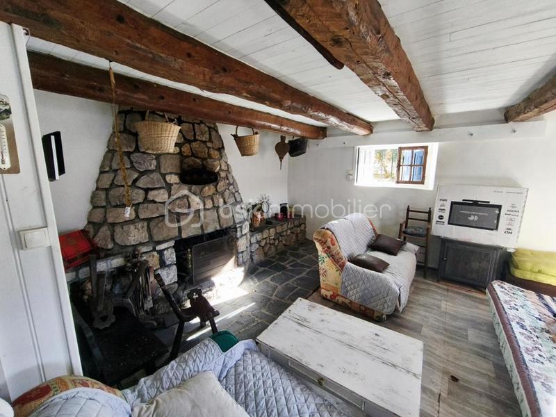 Grange - 60 m² - 3 pièces