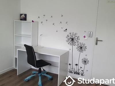 Chambre - 11 m² - 1 pièce
