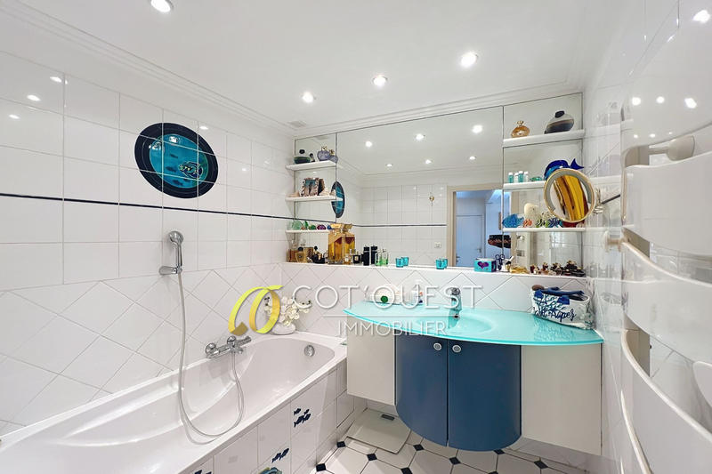 Appartement - 93 m² - 4 pièces