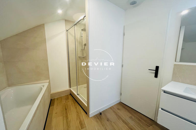 Maison de village - 80 m² - 3 pièces