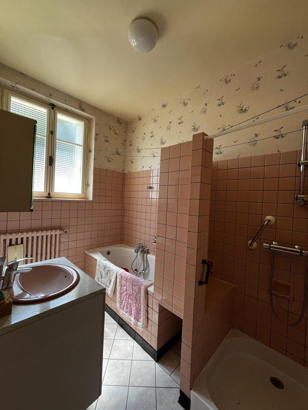 Maison - 95 m² - 6 pièces