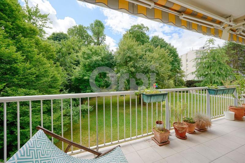 Appartement - 97 m² - 5 pièces