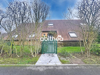 Maison - 140 m² - 6 pièces