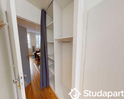 Chambre - 80 m² - 1 pièce