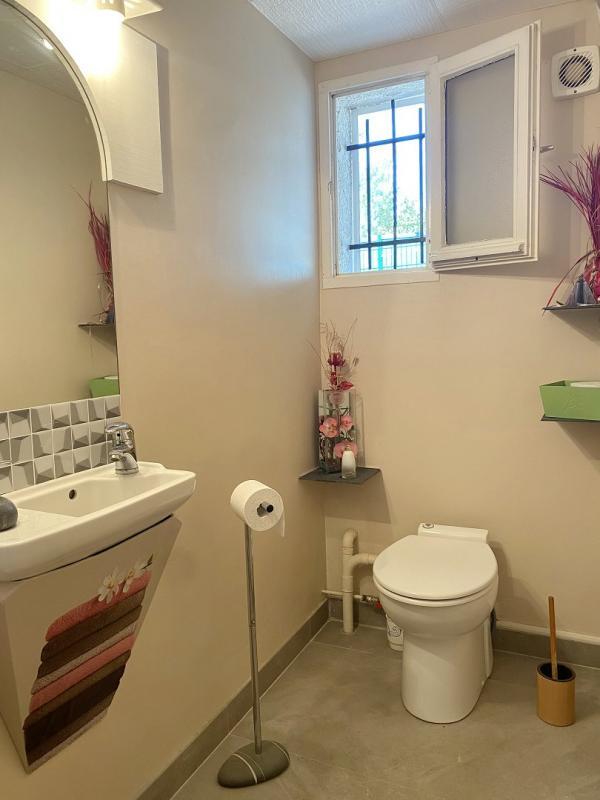 Villa - 210 m² - 8 pièces