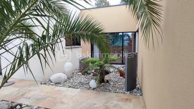 Maison d'architecte - 200 m² - 8 pièces