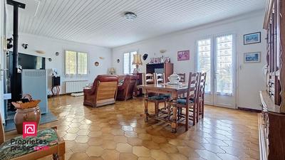 Maison - 190 m² - 6 pièces