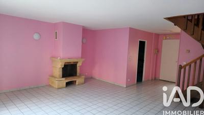 Maison - 90 m² - 5 pièces