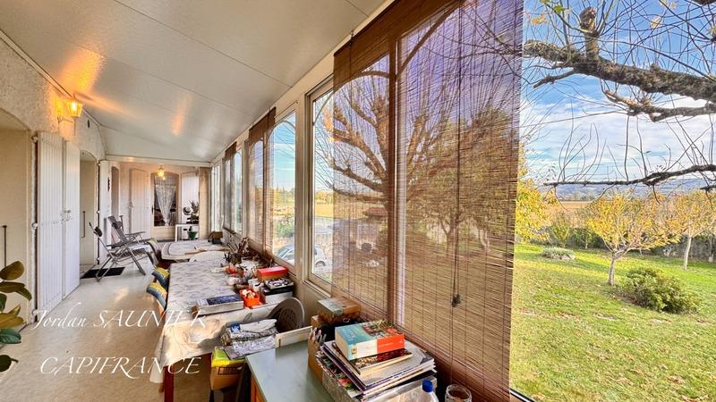 Maison - 253 m² - 8 pièces