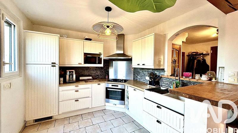 Maison - 95 m² - 4 pièces