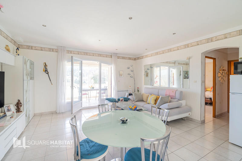 Maison - 97 m² - 4 pièces