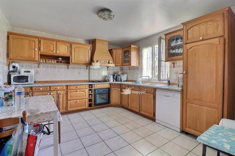 Maison - 171 m² - 8 pièces