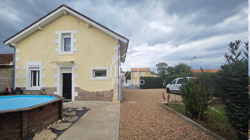 Maison de bourg - 98 m² - 3 pièces