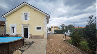 Maison de bourg - 98 m² - 3 pièces