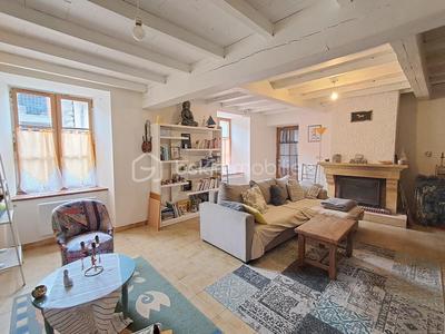 Maison - 110 m² - 4 pièces