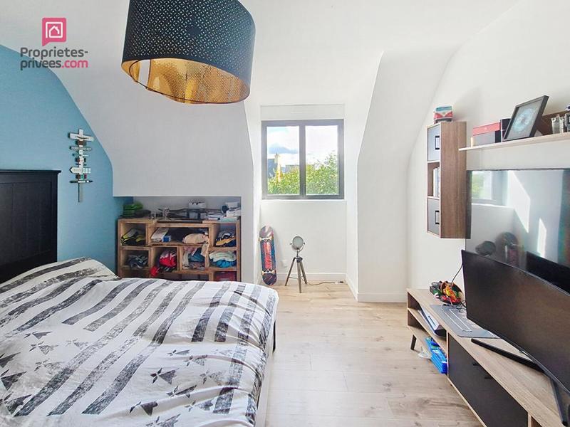 Maison - 150 m² - 8 pièces