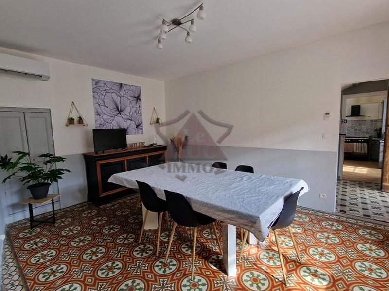 Mas - 220 m² - 10 pièces