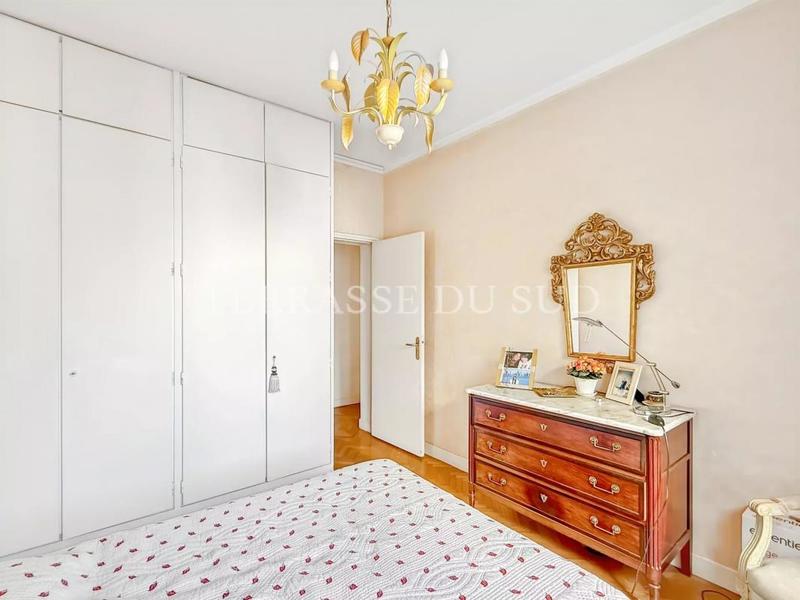 Appartement - 97 m² - 4 pièces
