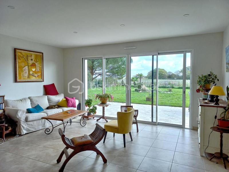 Maison - 90 m² - 4 pièces