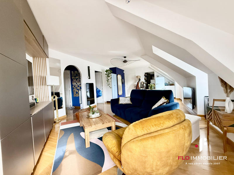 Appartement - 82 m² - 4 pièces