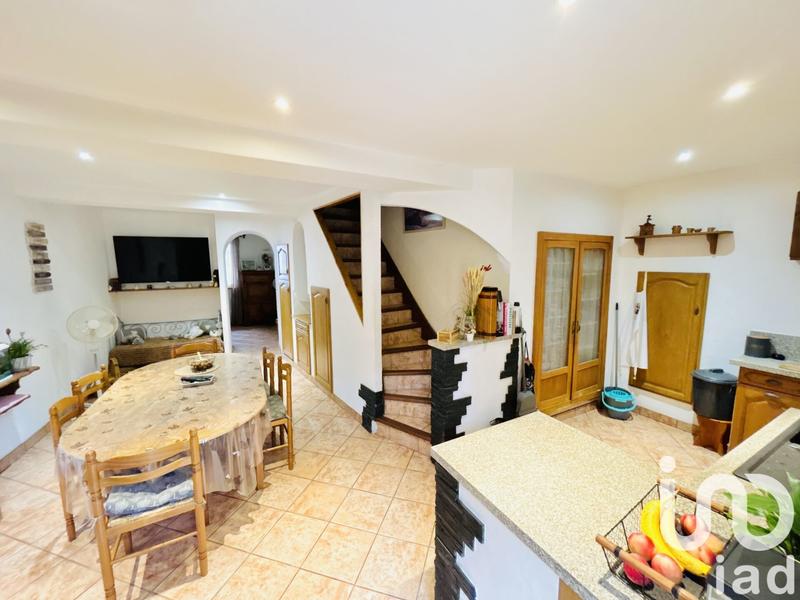 Maison - 175 m² - 7 pièces