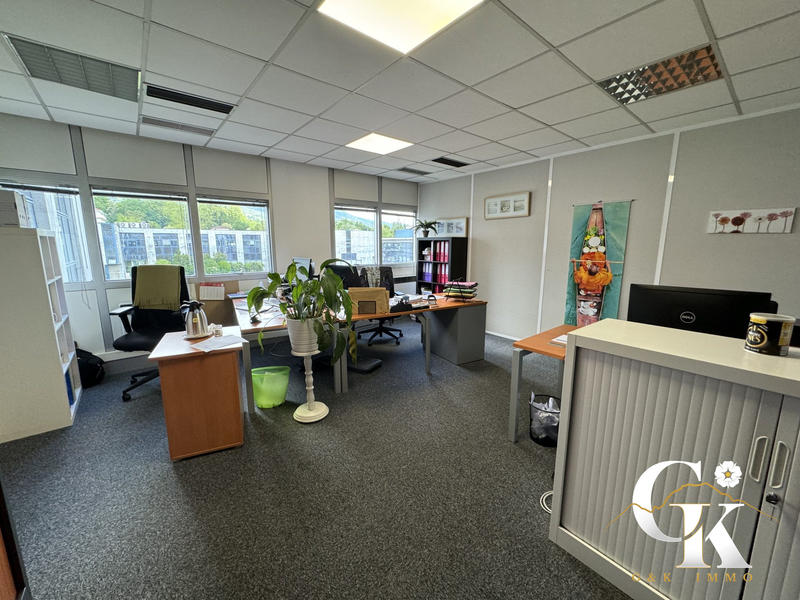 Bureau - 455 m²
