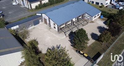 Local commercial - 978 m²