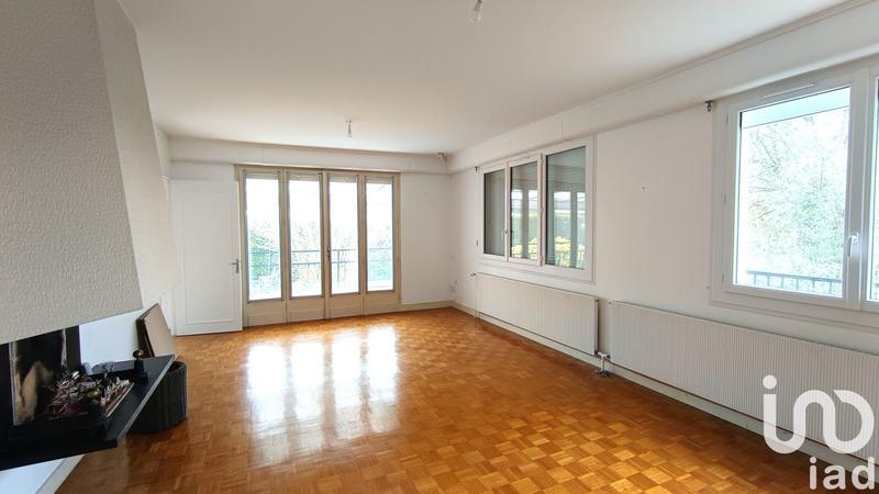 Maison - 237 m² - 6 pièces