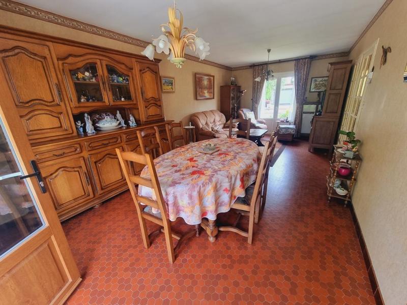 Maison - 92 m² - 5 pièces