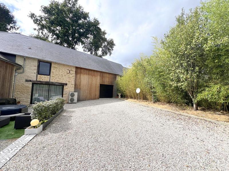 Maison - 184 m² - 5 pièces