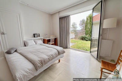 Maison - 185 m² - 7 pièces