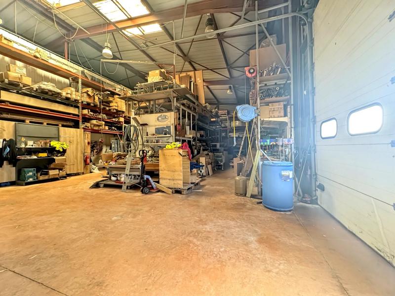 Local commercial - 770 m² - 10 pièces