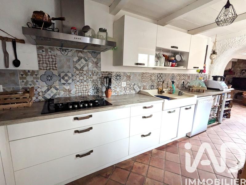 Maison - 210 m² - 4 pièces