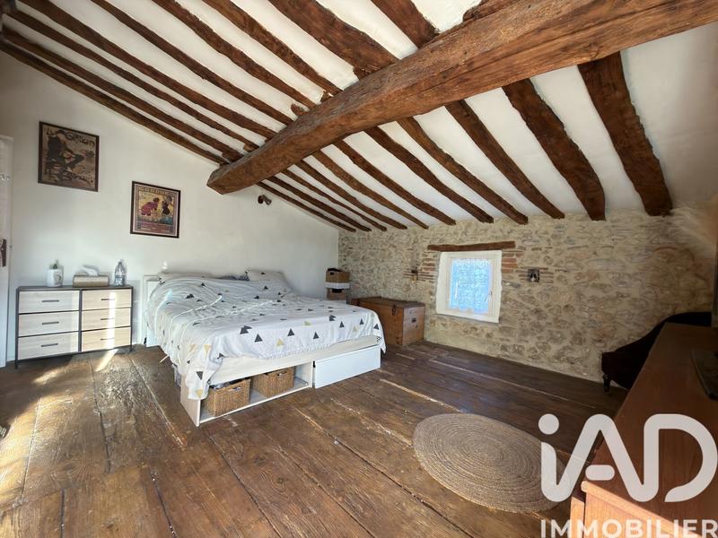 Maison - 223 m² - 8 pièces