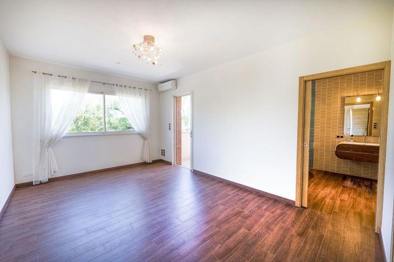 Demeure - 397 m² - 8 pièces