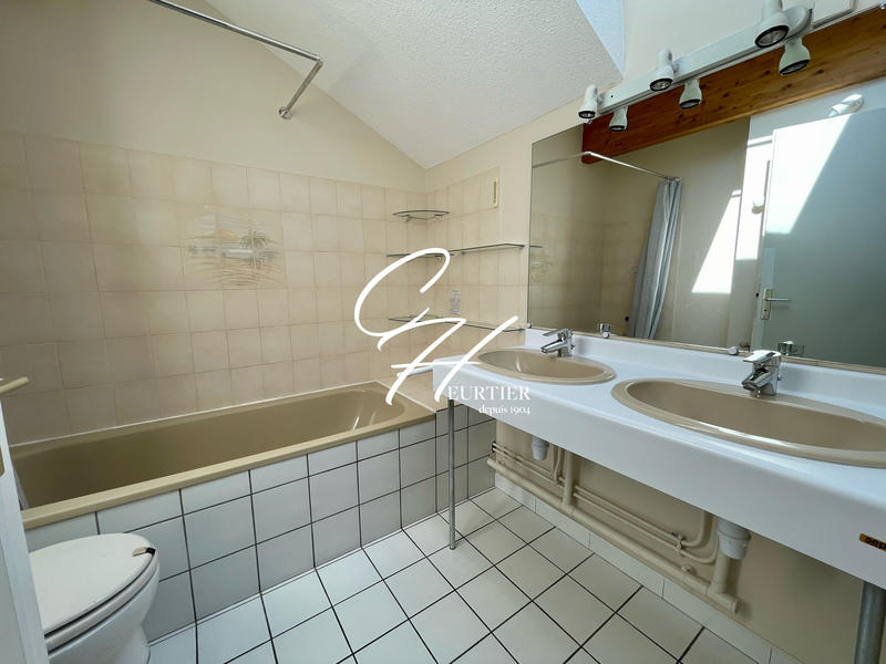 Duplex - 103 m² - 5 pièces