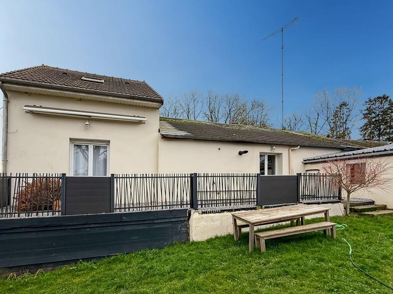 Maison - 138 m² - 6 pièces