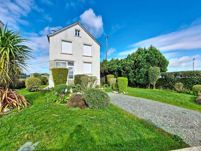 Maison - 80 m² - 5 pièces