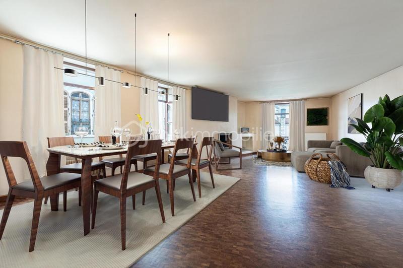 Appartement ancien - 152 m² - 5 pièces