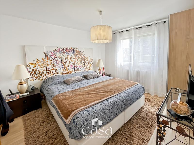 Maison traditionnelle - 102 m² - 5 pièces