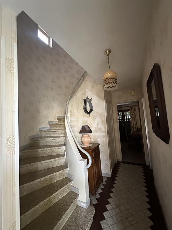 Maison - 93 m² - 4 pièces