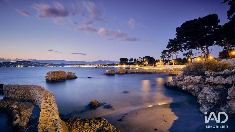 Appartement - 105 m² - 4 pièces