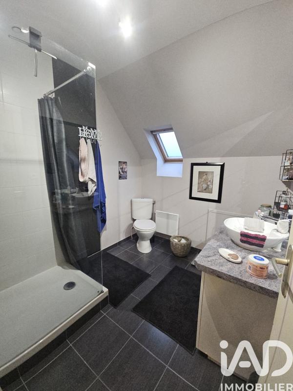 Maison - 104 m² - 6 pièces