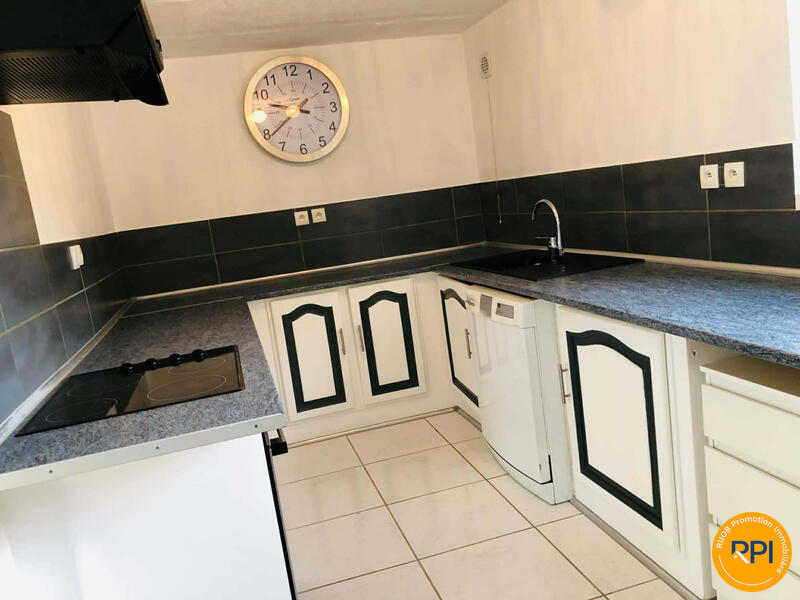 Appartement - 98 m² - 3 pièces