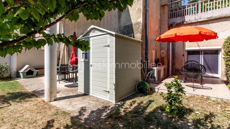 Loft - 95 m² - 4 pièces